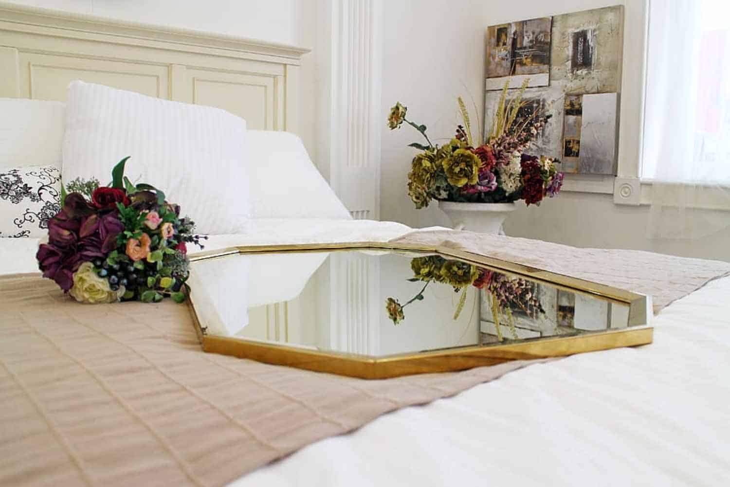 Mirror decoration