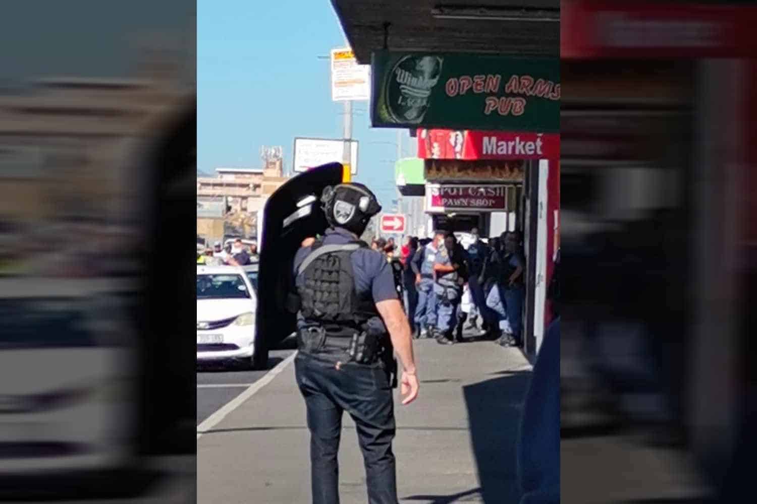 good wood supermarket robbery