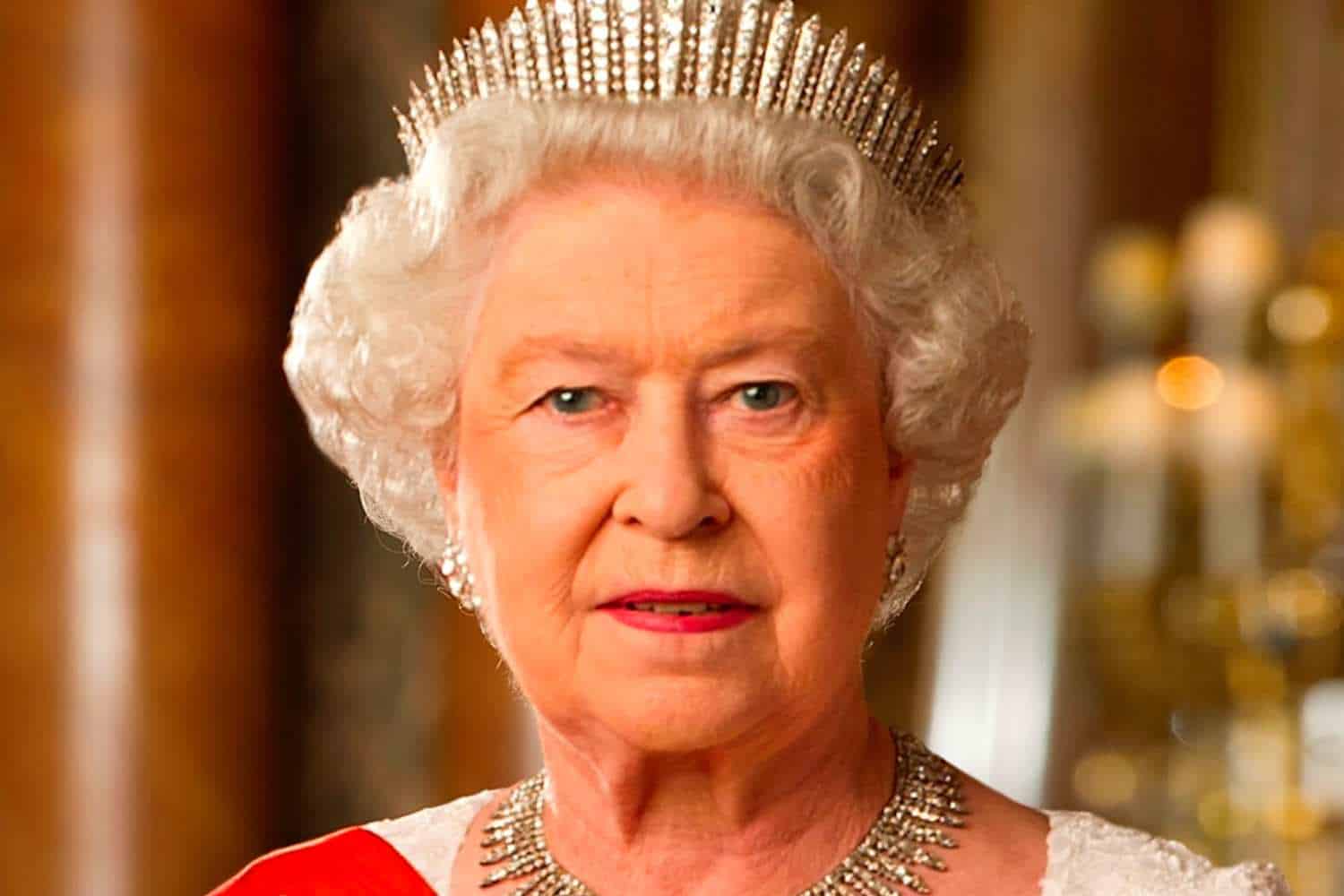 queen Elizabeth covid-19