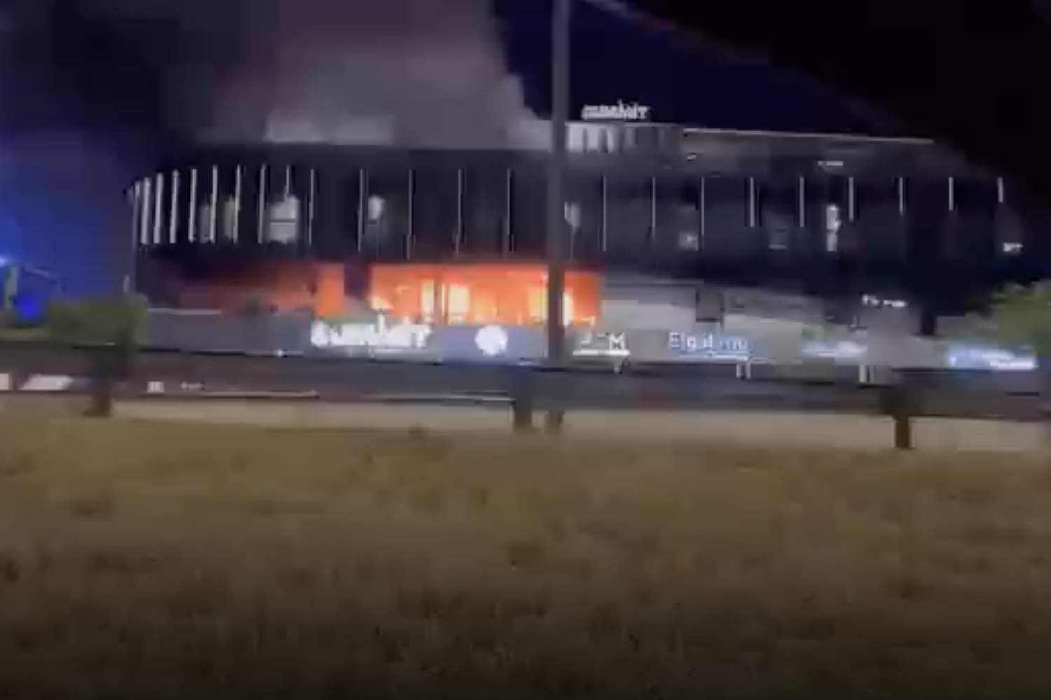 menlyn summit skybar fire