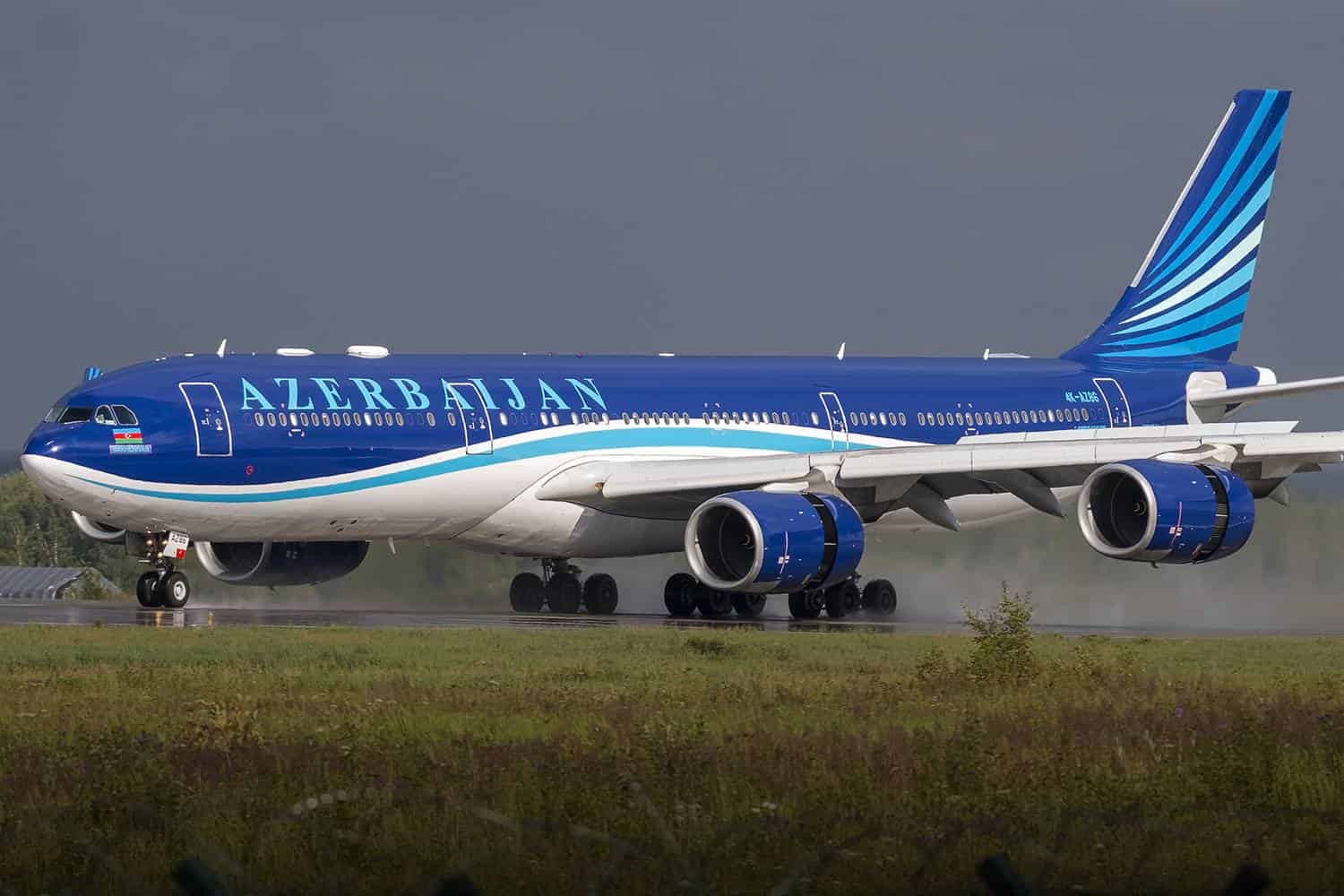 azerbaijan airlines crash video