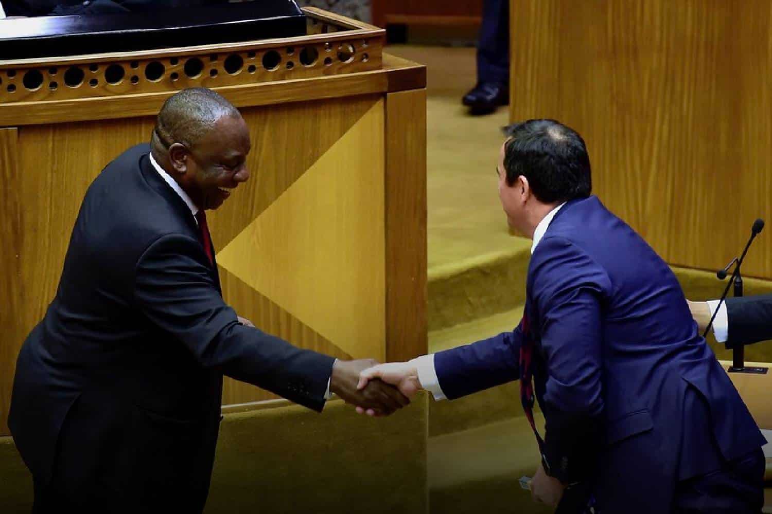 ramaphosa steenhuisen gnu minister salaries