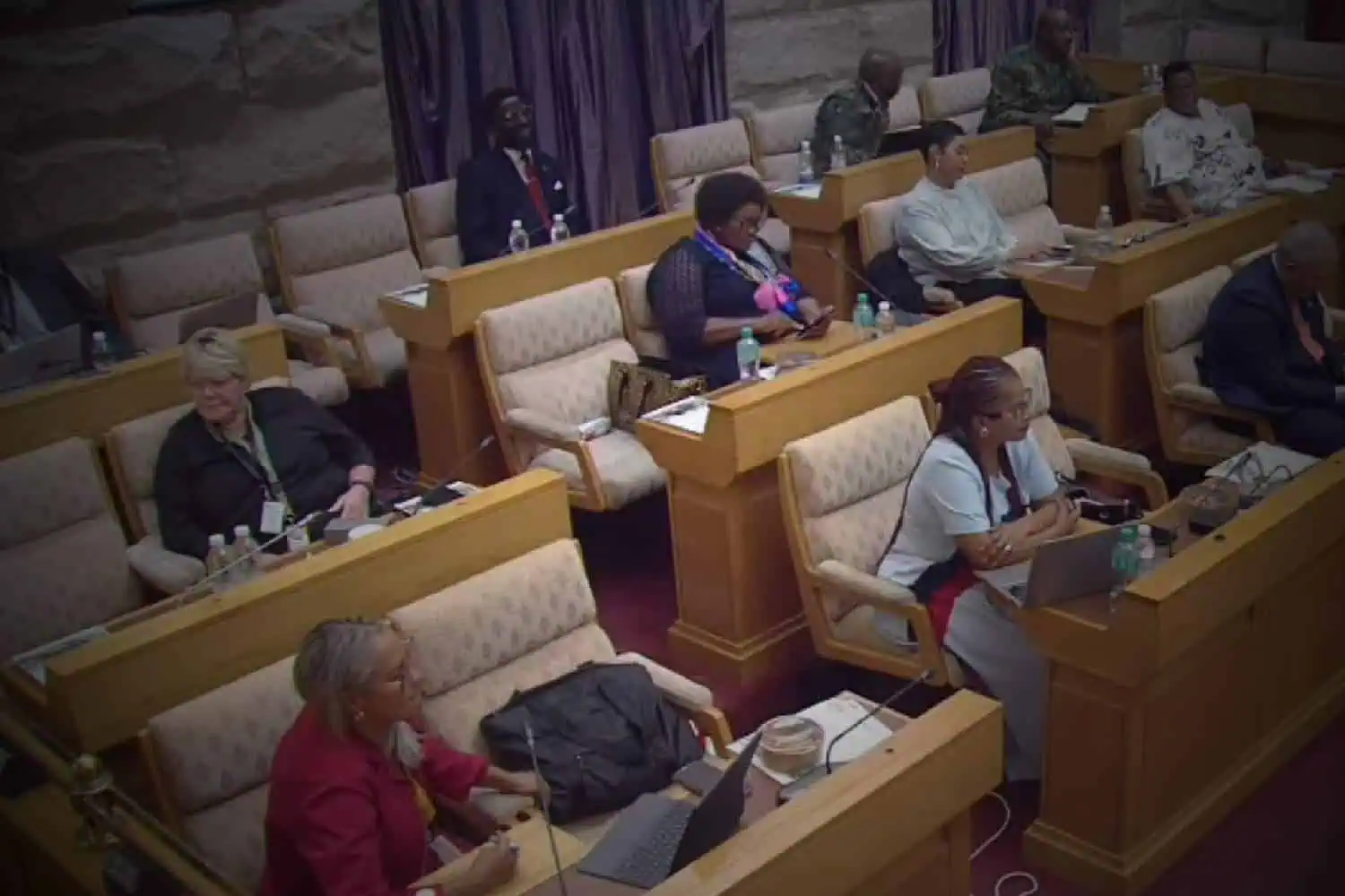 ad hoc committee 10 november 2025