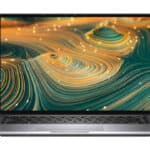 Φορητός υπολογιστής με ψηφιακό φόντο, διαφημίζεται από το Techstar.