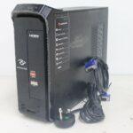 Ηλεκτρονικός υπολογιστής Packard Bell με καλώδια και πρίζα, έτοιμο για αγορά και χρήση.