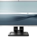 Οθόνη υπολογιστή HP με υψηλή ανάλυση και κομψό σχεδιασμό.