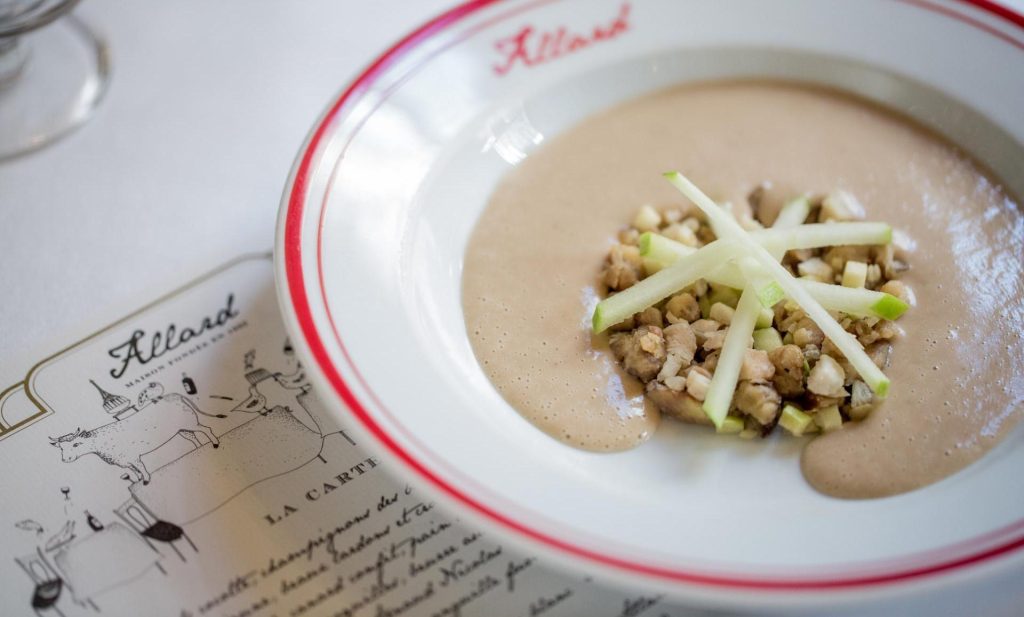 Les meilleurs restaurants pour les JO 2024 à Paris l'un des plats du restaurant teritoria allard, à paris