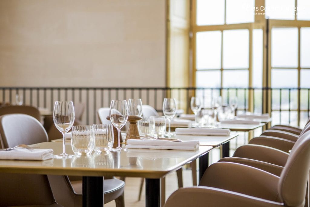 interno del ristorante teritoria ore - alain ducasse a versailles
