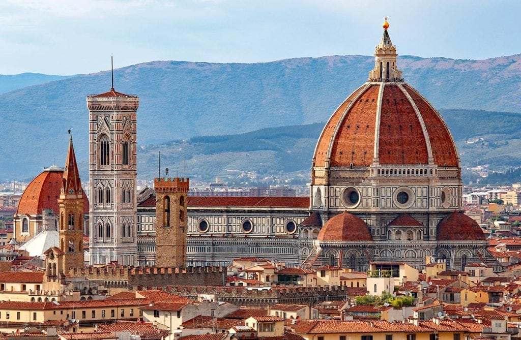 Escapade en Italie : de Florence à Rome, en passant par Pérouse cathedrale santa maria del fiore a florence © chiccododifc istock