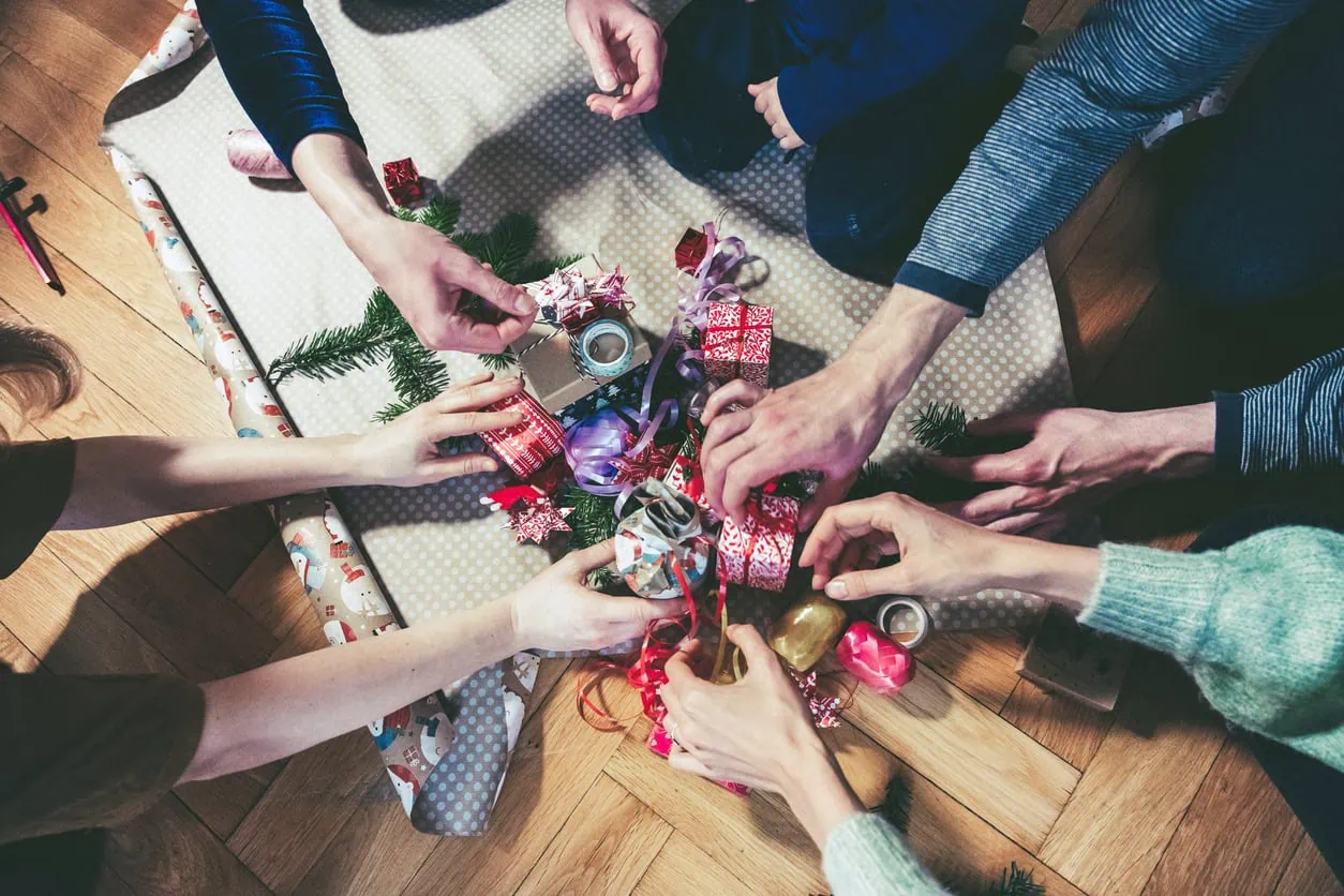 Idee Regalo da solo o con gli amici, crea un salvadanaio online
