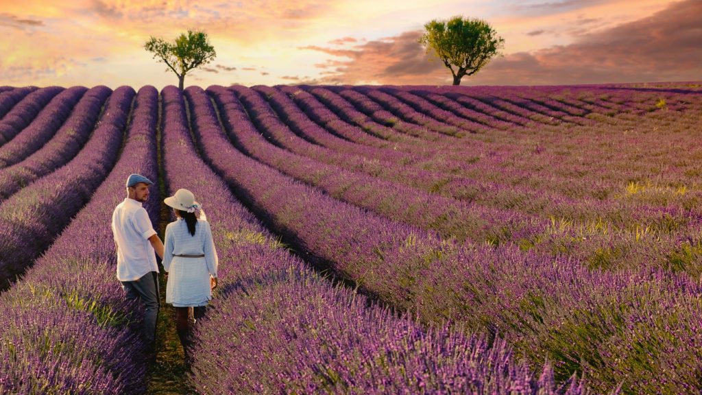 Top 4 des destinations françaises incontournables pour un week-end en amoureux istock 1460140081