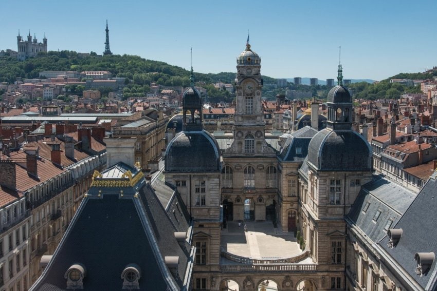 Juillet ou août : quand partir pour les vacances d’été ? ©cetiat de pixabay 1 850x567 1