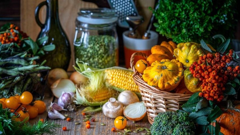 seasonal calendar fruits and vegetables