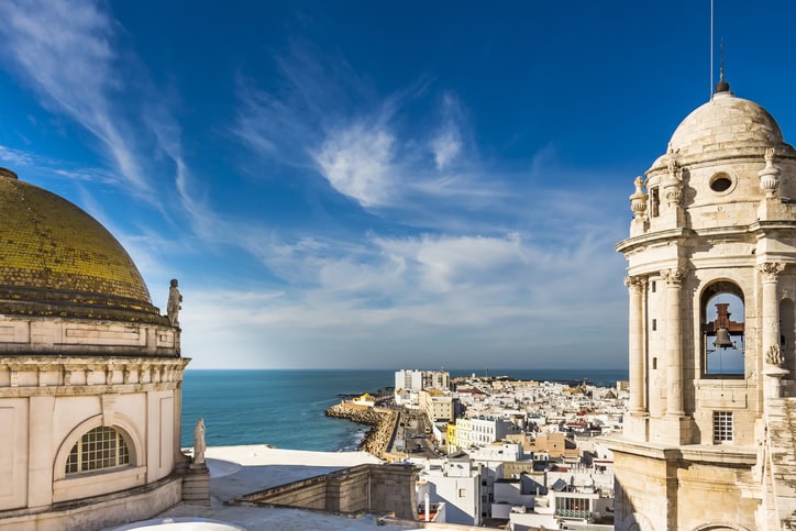 Nos meilleures destinations pour voyager en février en Europe istock 1127897115