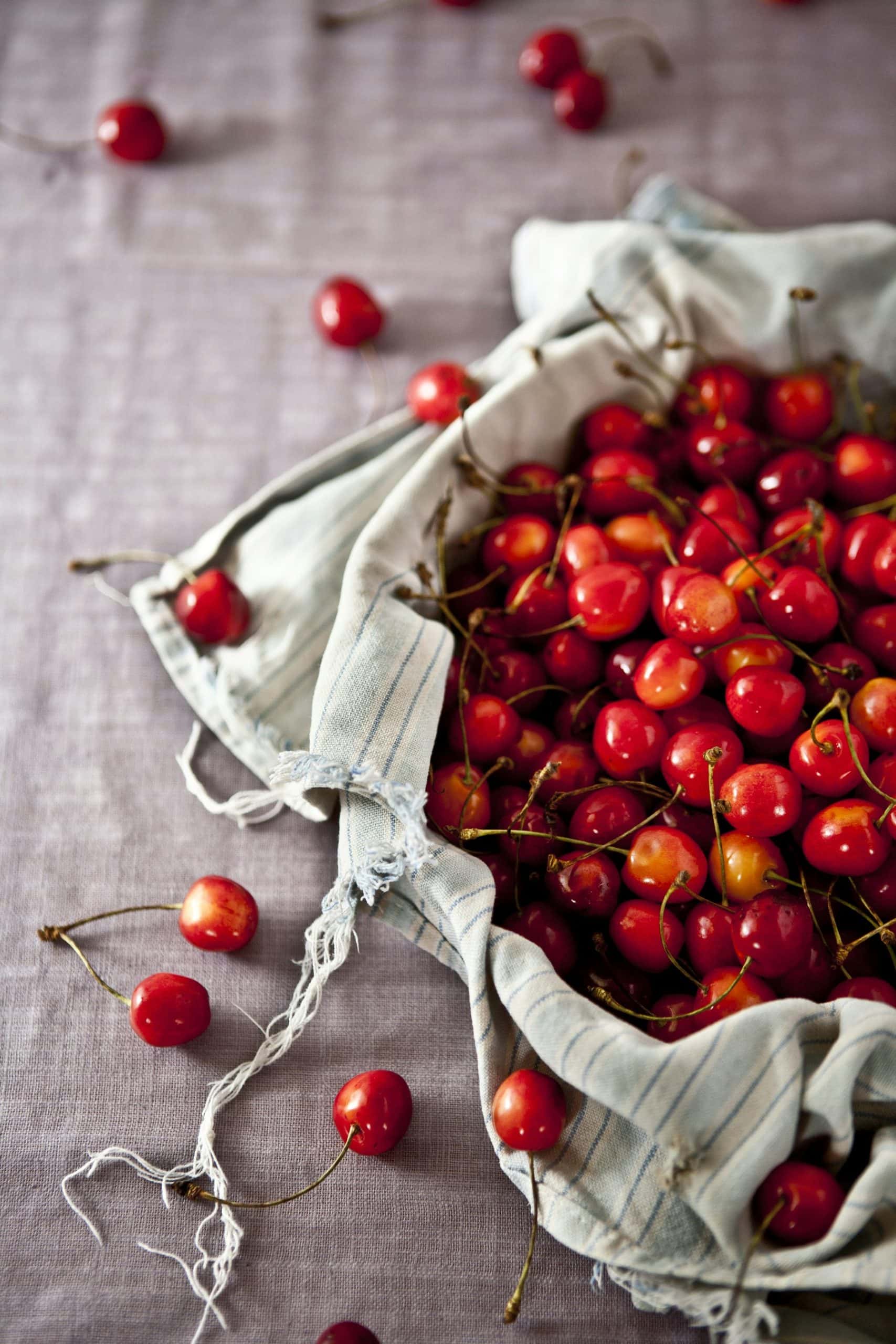 Cuisine de saison : le calendrier des fruits et légumes de printemps neha deshmukh gokxjaqolqs unsplash scaled