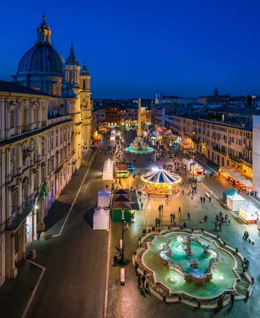 Où aller pour un séjour à Noël : destinations magiques pour célébrer les fêtes istock 1136421176