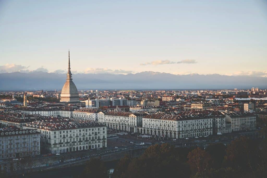 fabio gibin eyecxdwu2u8 unsplash.jpg compressed