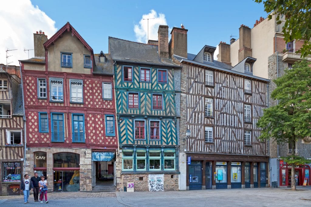 voyager seule en europe : conseils pratiques et destinations insolites : rennes