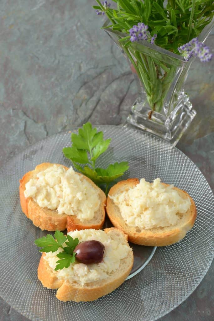 Specialità gastronomiche francesi per regione istock 184138150