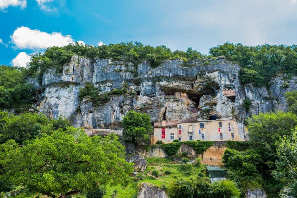 shutterstock 112520447 1