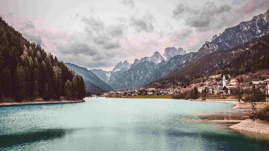 De l’autre côté, dans les Dolomites dolomites, rocca pietore, province of belluno, italie