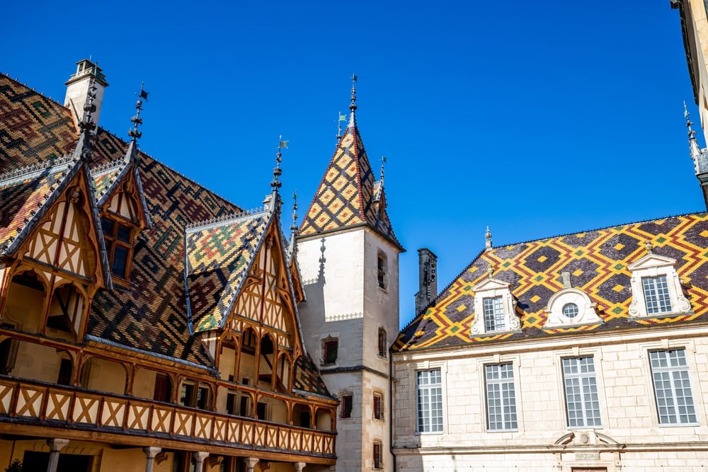 Beaune Bourgogne shutterstock 2585529835 Isogood patrick