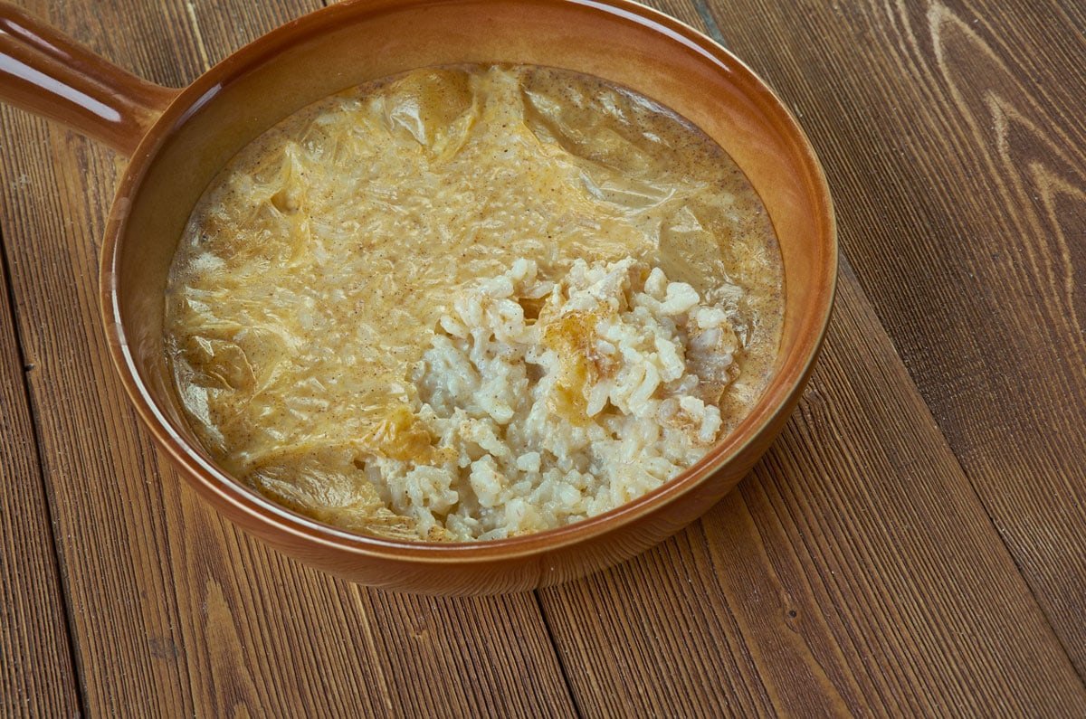shutterstock 610719536 ©fanfo teurgoule le riz au lait une specialite de normandie