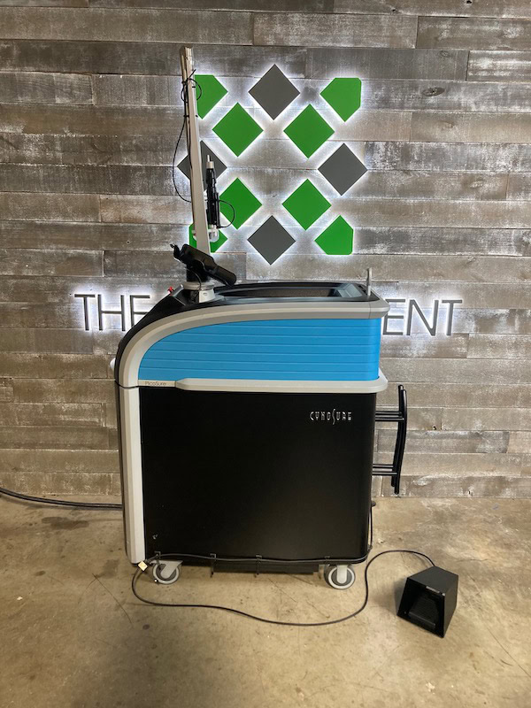 2016 Cynosure Picosure Side View