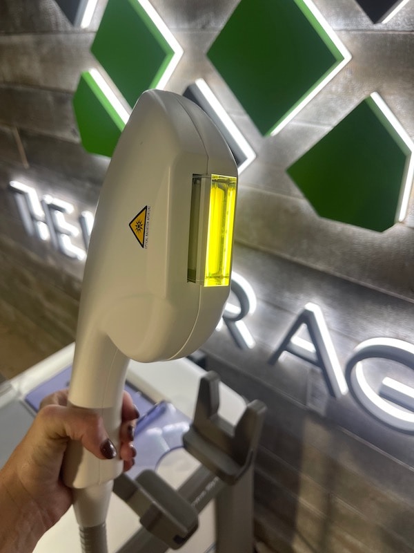 2021 Quanta Chrome Handpiece