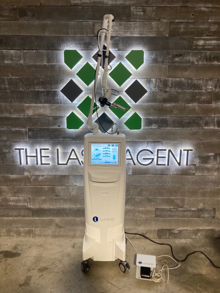 Lumenis-AcuPulse-laser-system-on-display