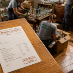 Vide maison gratuit équipe trie meubles
