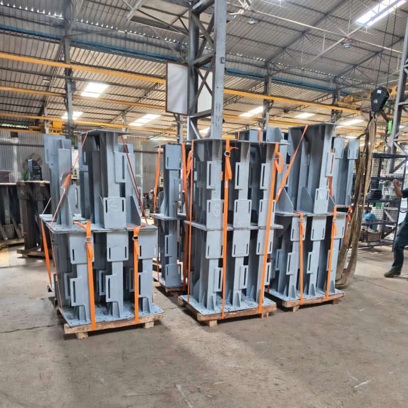 Intumescent steel coating