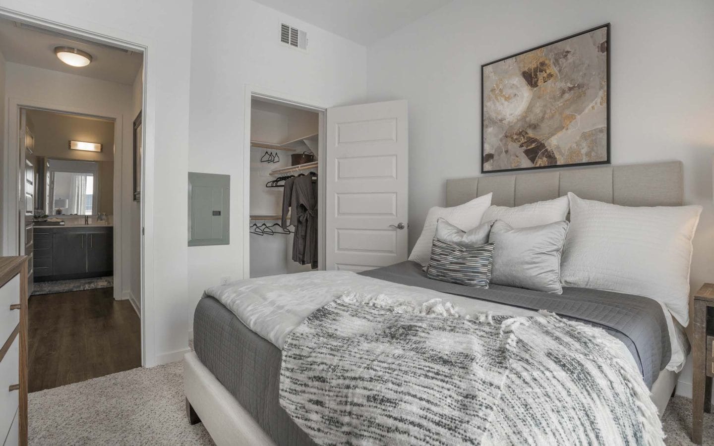 Modern bedroom with ample space at Windsor Mission Valley, 5080 Camino Del Arroyo San Diego, CA 92108