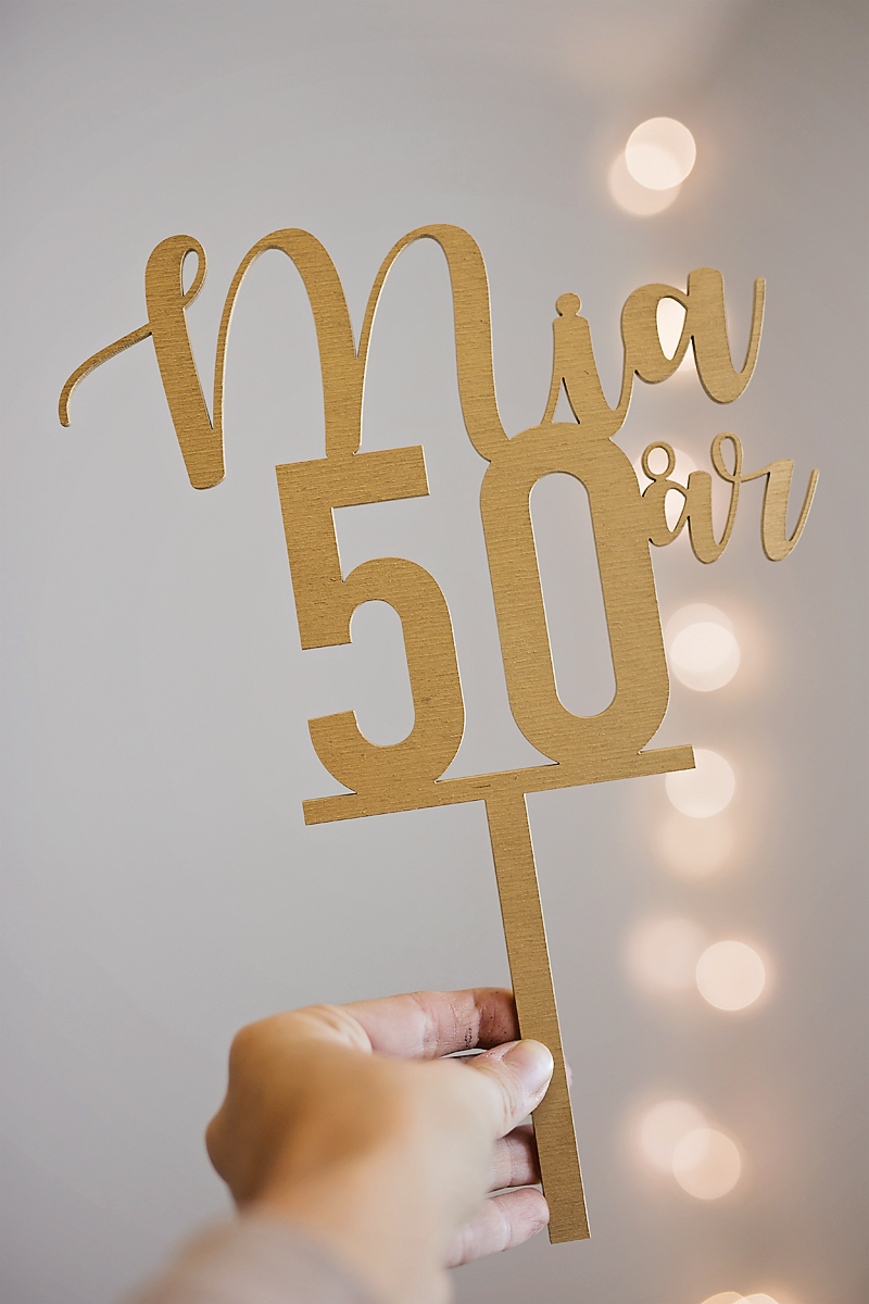 Caketopper trä - Två rader valfri text - Bild 3