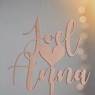 Caketopper trä - Namn - hjärta - Namn