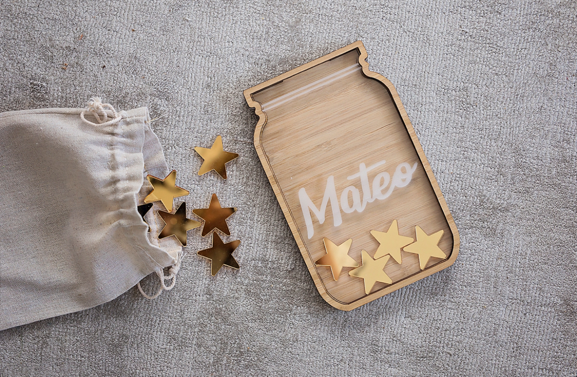 Belöningsburk - Namn i gravyr - Bild 3