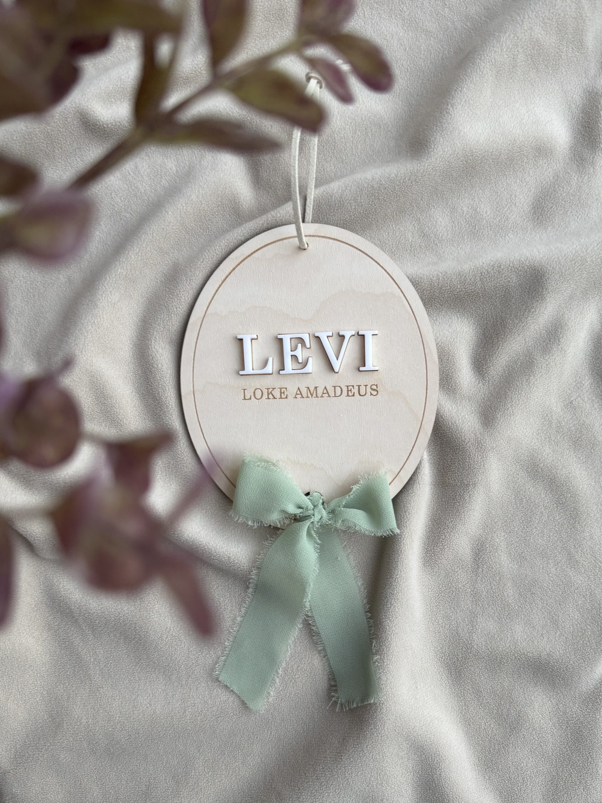 Namnskylt - Oval med chiffongband - Bild 2