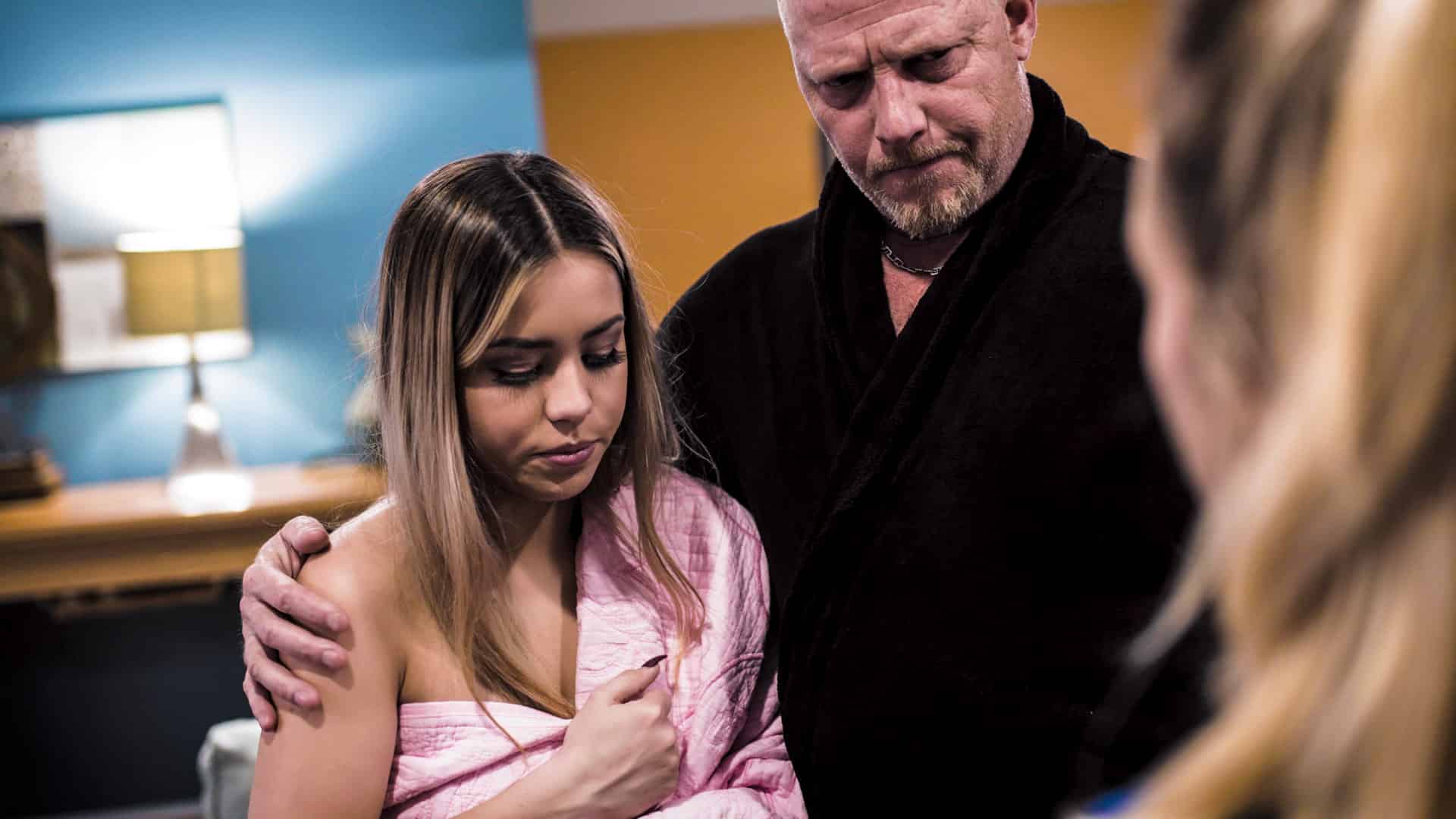 Young step daughter begs her stepfather to fuck her (Dick Chibbles, Alina Lopez) – PURETABOO