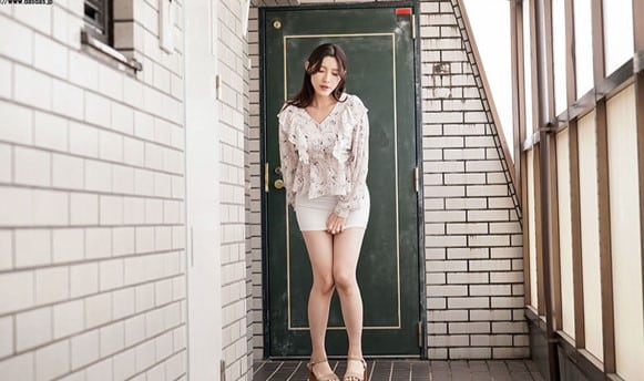 DASS-388 My butt doesn’t listen to me. Seduced by a dominating big butt, I can’t resist the temptation of a thick older sister. Iioka Kanako