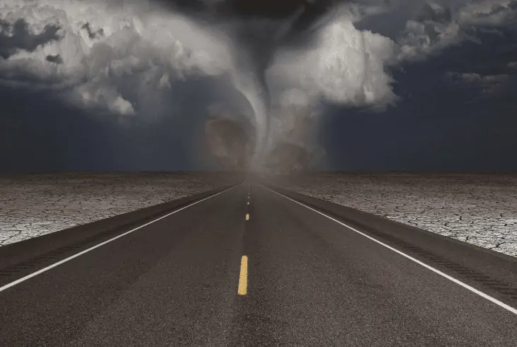 speed and strength of tornado