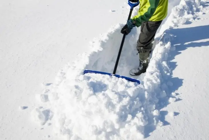 clear path of snow