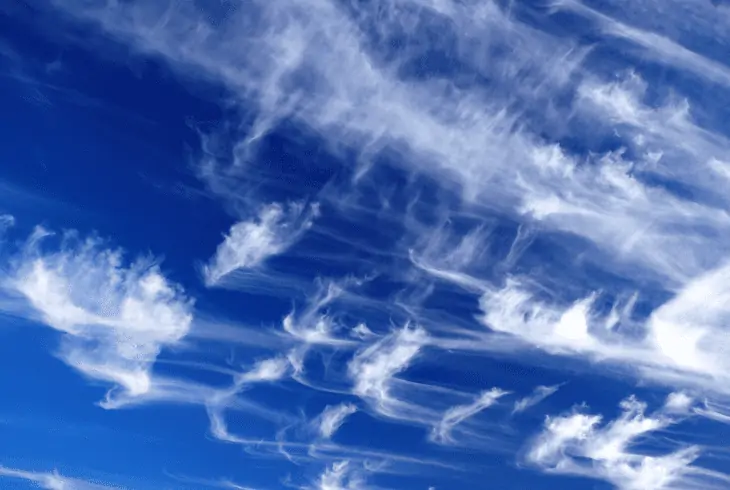 high altitude cirrus cloud