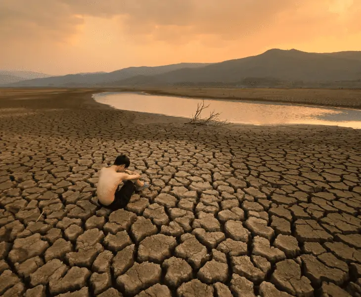 distance of sea affect climate