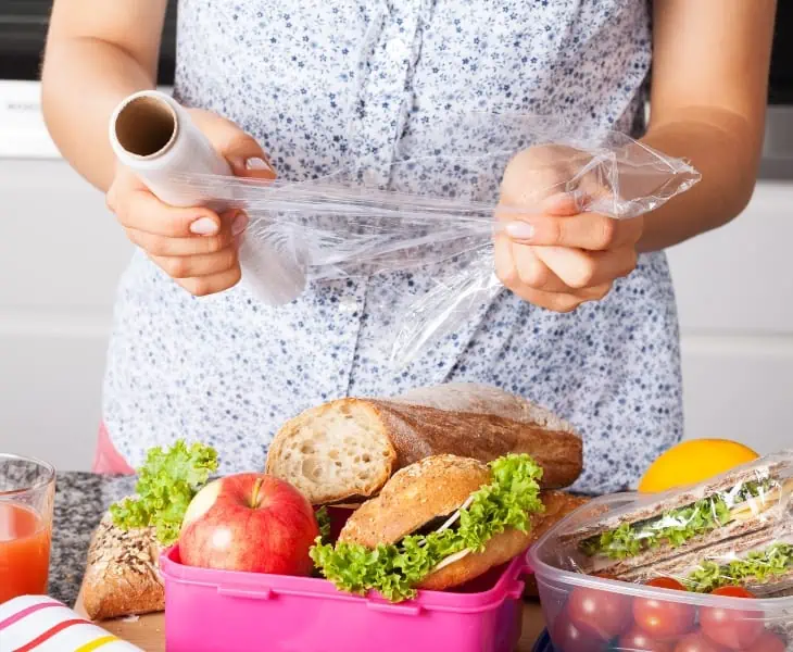 woman packing foods