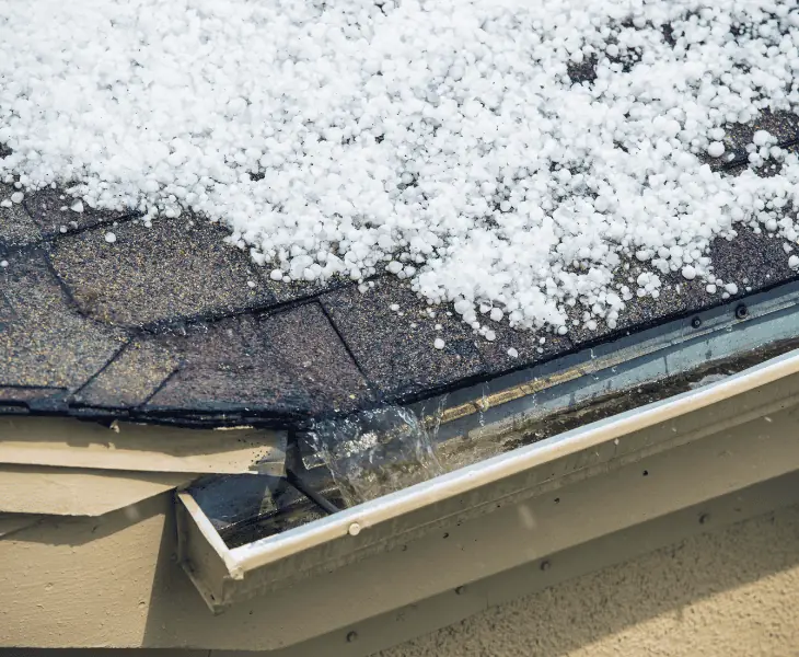 pay attention to damaged gutter