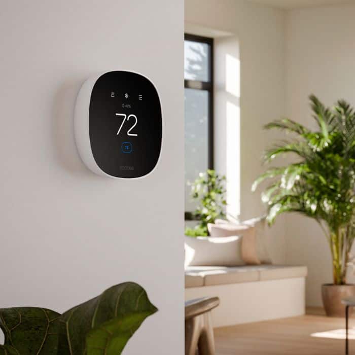 smart thermostat controls the temperature at home