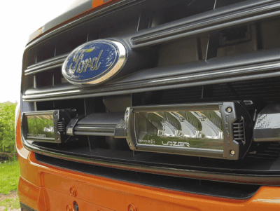 Lazer Ledrampkit Grill – Ford TC 2018+ | 2 x Triple-R 750 Elite