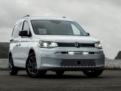 Volkswagen Caddy 2020+ med Lumen-grillsæt til VW Caddy.