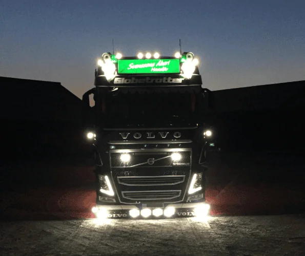 Lastbil, trailer och släp