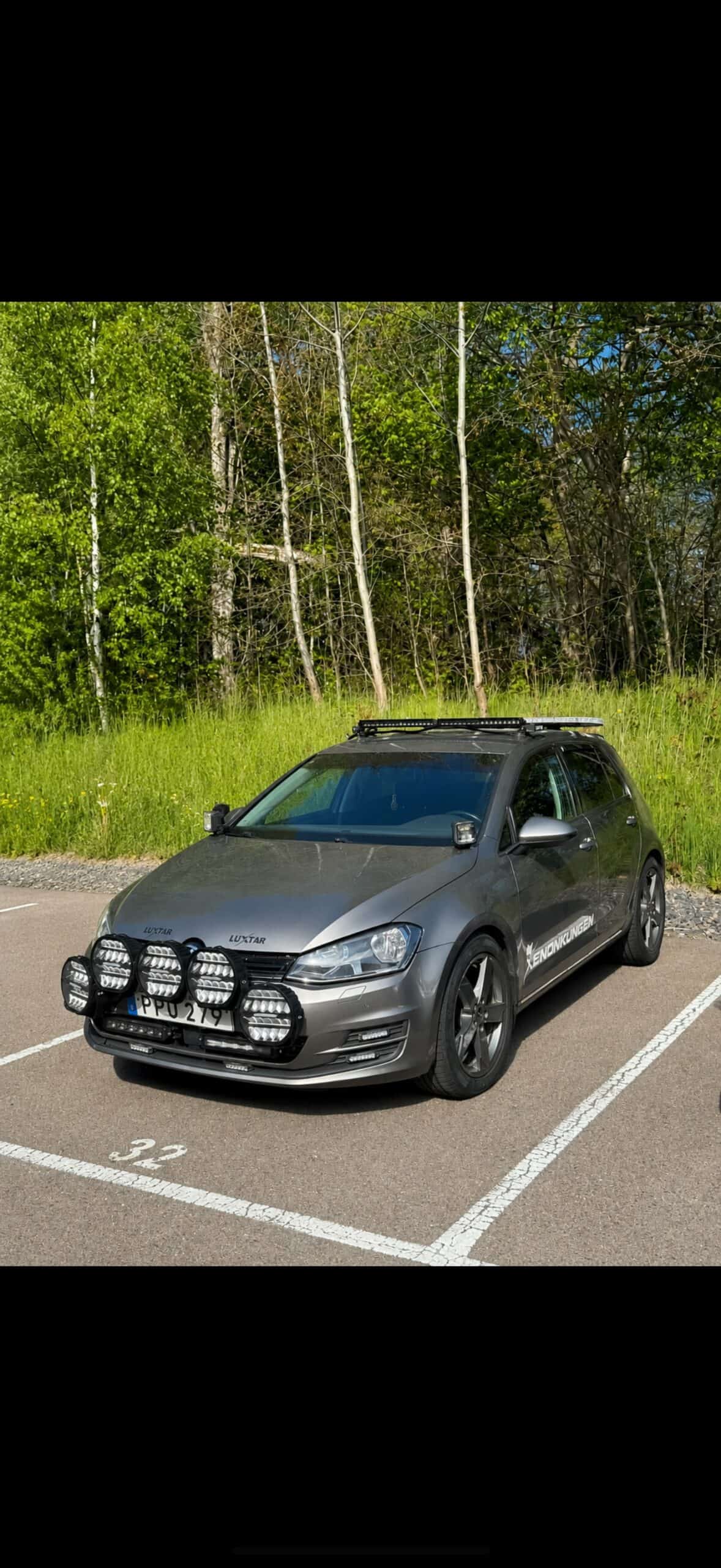 Volkswagen Golf met Luxtar Twilight, Stellar en S14